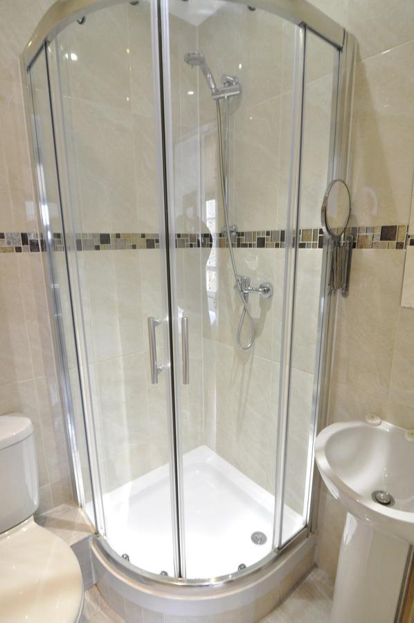 Kempsford House Apartments Лондон Екстериор снимка
